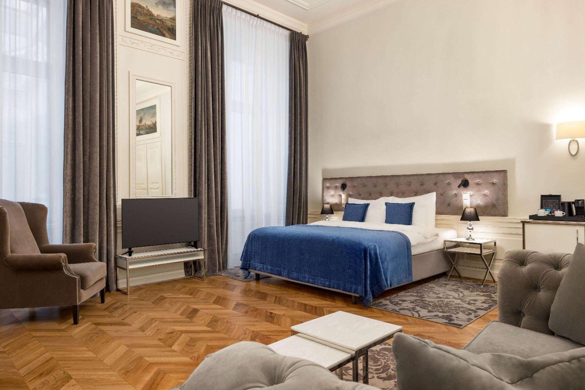 Wyndham Grand Krakow Old Town Hotel Luaran gambar Suite